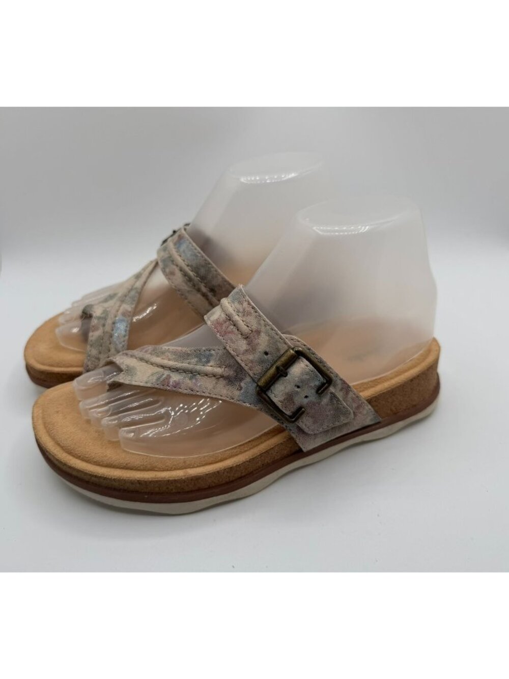 Clarks Brynn Madi Sandals Women Size 7M Sand Interest Leather Open Toe Shoes